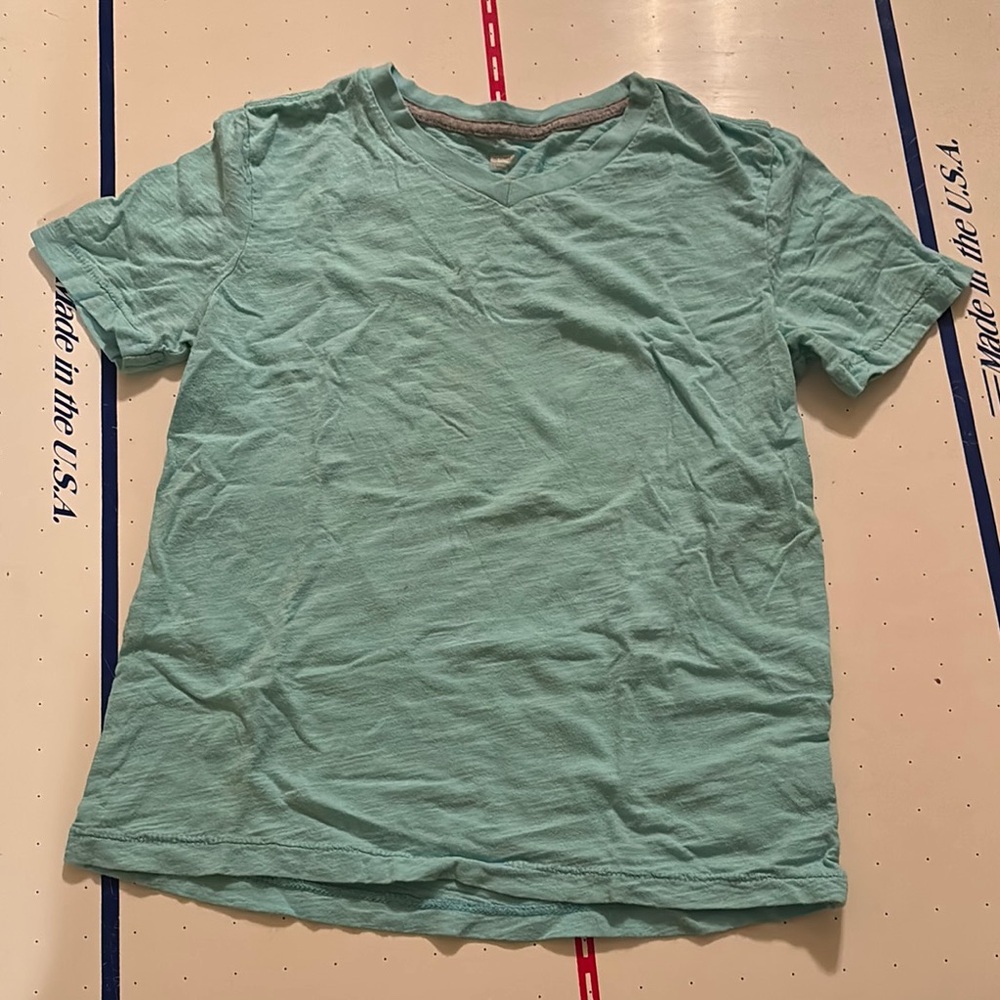 Old Navy Kids Short Sleeve Tee - Light Blue/Team Boys Size Medium 8 Used